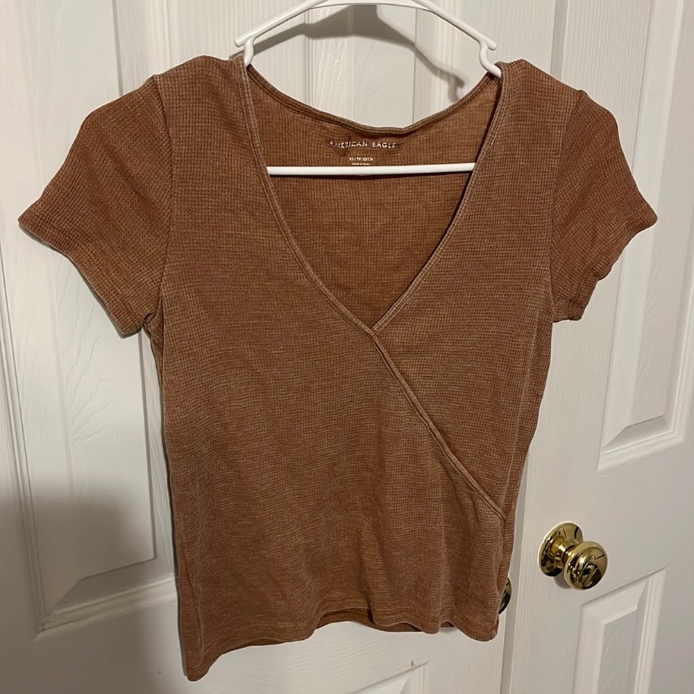 american eagle tshirt